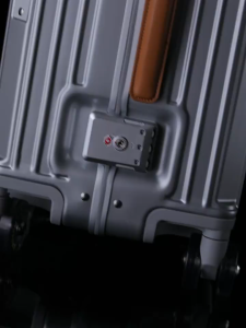 [In Stock] NEW Aluminium Magnesium Luggage With TSA Lock ABS Hardshell 360 Spinner Wheels 18 Inch Travel Luggage