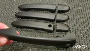 ครอบมือจับประตู สีดำด้าน รุ่นท๊อป มีเว้ารู มาสด้า2 Mazda2 2010-2015-2019