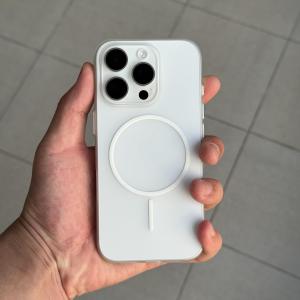 Beats Fluorescent Green Metal Keyboard Skin Ice Fog Style Magnetic Absorption Compatible with Apple 16ProMax 15 14Plus iPhone 13 12 Thin