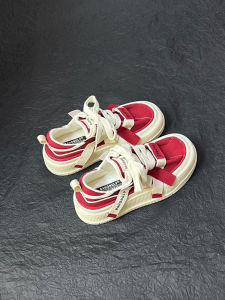 รองเท้าผ้าใบลำลองหนังแท้สีแดง ทรงหัวโต ทรงลำลอง สำหรับผู้หญิง ฤดูใบไม้ร่วง/ฤดูหนาว รองเท้าผ้าใบแบบสวม ส้นหนา รองเท้าสเก็ตบอร์ด