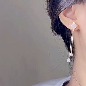 LL 18K GOLD PLATE Fashion White Camellia tassel pearl earrings ES63664