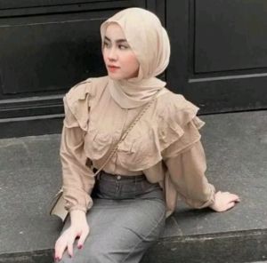 Blouse Ruffle Katun Polo Linen Wanita Korean Style Terbaru