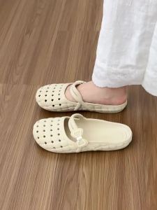 ADDTHIS | Fashionable Summer Mary Janes Shoes