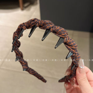 Retro Polka Dot Hairband High Hairline Womens Outing Versatile Face Washing Anti-Slip Wave Headband Hair Clip Stylish Hair Accessories