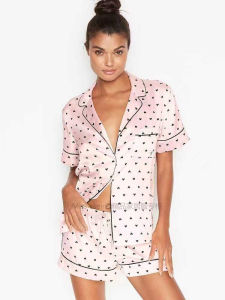 Silk Satin Sleepwear Set for Women Short Sleeve Shorts Home Clothes Spring Summer Style Small Heart Pattern Simple Design