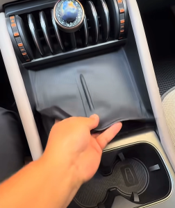 [READY STOCK] BYD Atto 3 2026 Facelift Wireless Charging Rubber Mat Waterproof Clean Reduce Noise for BYD Atto 3 Accessories