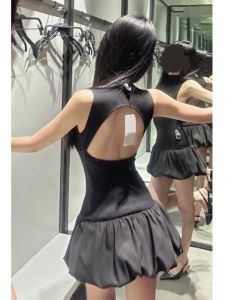 Màu Đen Phong Cách Ba Lê Cộc Tay Không Tay Phồng Áo Hai Dây Đầm Đầm Ngắn Công Chúa Hình Bóng Ngắn Dệt Kim Dễ Thương Cổ Tròn Vòng Eo Mùa Hè Cinched Đầm