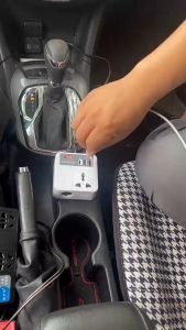 Bộ Chuyển Đổi Biến Tần Đa Năng 12V 220V Cho Xe hơi Ô tô. 3 cổng sạc có sạc nhanh QC3.0