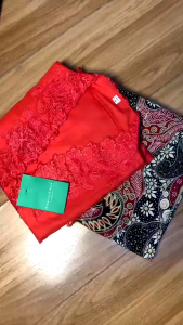 Kebaya Modern Wanita 2025 - Kebaya Kondangan Wisuda Sekolah Terbaru 2025 Warna Merah Bahan Katun