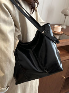Nan Miss Design Tote Bag Womens High-End Large Capacity Underarm Bag Single Shoulder Commuter Tote Bag Autumn New Arrival