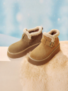 Warm Lined Winter Snow Boots Thick Soles