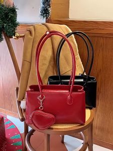 Korean Glossy Baguette Bag Nich Shoulder Bag Retro Love Bag Set for Woman