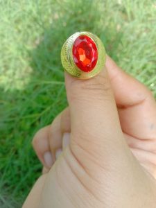 แหวนหัวสีใหญ่ ลายไทย งานทองเหลืองแท้ผสมเนื้อสตางค์ไม่ชุบสี