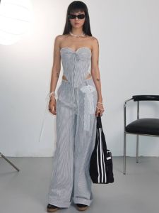 Xinh นักออกแบบเวียดนาม Sodope ศิลปะ Retro ลาย Crossbody กระดูกตรงกางเกงขายาวชุดสองชิ้นสําหรับผู้หญิง