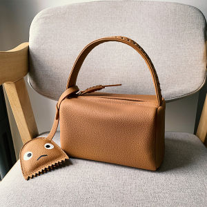 Spring Summer New Style Large White Woven Handbag Boston Slant Cross Pillow Bag River Dolphin Design Soft Synthetic Leather Bag