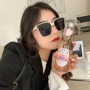 Grandma Chen/Suitable for round Faces Simple Black Frame Glasses Womens Retro Slimming All-Match Sunglasses Sunglasses Sunglasses