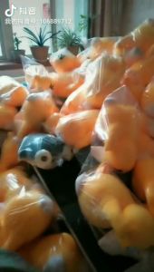 Gấu Bông Pokemon Vịt Bối Rối Psyduck Mặt Biểu Cảm (30cm---90cm) Hàng Chính Hãng Pokemon