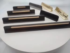 Modern malist Black Gold Cabinet Handle Zinc Alloy Drawer Handle Wardrobe Cabinet Drawer Handle