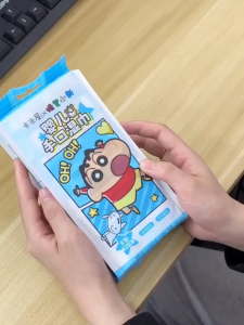 Crayon Shin Chan Wet Wipes Tissue 💦 蜡笔小新湿巾 Tisu Basah Bayi Pembersih Tisu Basah Muka Tangan Portable Clean Soft Baby Kids Cartoon