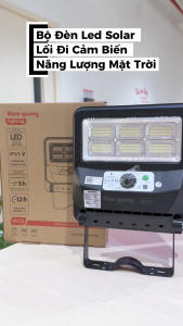 Bộ Đèn Led Solar Lối Đi Cảm Biến Năng Lượng Mặt Trời Điện Quang NLMT ECO SCD01 50W Ánh Sáng Trắn 6500K (550lm Cảm Biến Chuyển Động PIR Chống Nước IP65 Tấm Pin Tích Hợp)