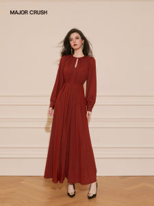 Elegant And Youthful Waist Slimming Water Drop Neckline Dress