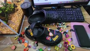 Dép Cross Baya Band Crush Clog Chính Hãng Tặng 10 Jib Nữ Ngẫu nhiên - Đế Cao 5 Cm- Màu Đen