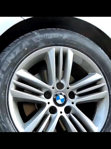 🚙ยางเก่ากลายเป็นยางใหม่🚙 ขัดยางดํา ล้อ โฟมยางดํา ล้างล้อรถ ทายางดํา ทำความสะอาดอย่างรวดเร็ว การบำรุงรักษา