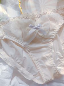2024 New Japanese Style Qmilch Underwear Women Lolita Embroidered Small Flying Edge Bow Girl Ice Silk Girl Underwear