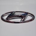LOGO HYUNDAI  16cm X 8cm ORIGINAL. 