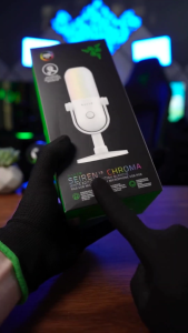 Razer Seiren V3 Chroma USB Microphone — RGB Lighting - Cardioid Capsule - Tap-to-Mute