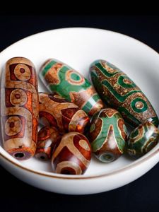 Natural Agate Three Eyes Dzi Bead Barrel Beads & Timber Le Zi Necklace: DIY Bodhi Accessories