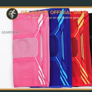 GEARDRIVE 1Piece Knee Brace with Side Stabilizers & Patella Gel Pad for Women and Men Knee Support for Weightlifting Climbing