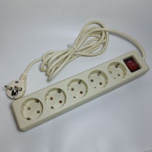 IKONIC Stop Kontak Kabel 3 Meter 5 Lubang Berkualitas Bagus