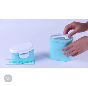 Portable Food Storage Box Sealed Food Storage Box with Spoon 380ML