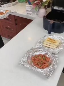 Heavy Duty Aluminum Foil 30 Micron 10m x 30cm Commercial Grade Roll with Cutter for Grilling Catering Baking & Cooking