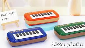 5 Colors Mini Piano Keyboard Toys for Kids Retro Pocket PianoMusical Toys Beginners Electronic Musical Instrument