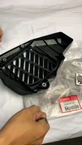 Caver Tutup Pelidung Radiator Cover Comp Radiator Honda PCX 150 K97 Ori AHM 19150K97T00