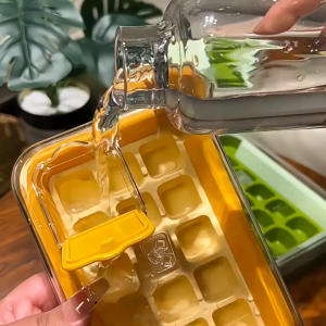 Mishilei Ice Cubes Tray With Lid Pressing Ice Cubes Making Mold Portable Ice Trays Making Ice Maker