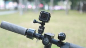 PULUZ | PULUZ 360 Degree Rotation Adapter Mount For Gopro MISSION 1/1 PROInstaDJI & Action Cameras Bike Aluminum Handlebar Mount Screw