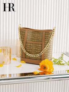 HR Helena Womens Bucket Bag Large Capacity Commuter Crossbody Bag Fashionable Vintage Print Soft Leather Handbag