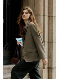 KUHNMARVIN | Áo Blazer Nữ Màu Nâu Phong Cách Retro