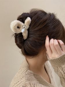 Fall Winter Plush Hair Claw Pearl Rhinestone Shark Tail Hair Clip Stylish Japanese Style Hair Accessories for Women