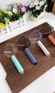 Muỗng xúc hạt cho Chó Mèo có rãnh kẹp miệng bịch tiện lợi (mẫu cải tiến) - Hara Pet Store