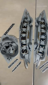 stiker striping honda beat street 2023 silver lis body standar berkualitas original