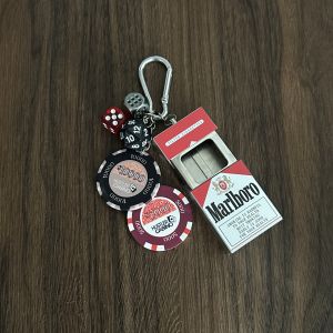 American Retro Ceramic Chip Ashtray Keychain Pendant Dice Elements Decorative Fashion Hanging Ornament for Clothing Accessories