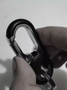 2pcs Gantungan Kunci Bahan Zinc Alloy Premium Mobil Motor Carabineer Kunci Bahan Besi Metal Kuat