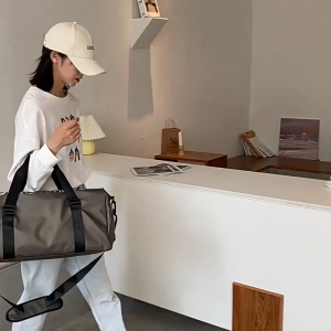 GLADIO Tas Jinjing Travel Terbaru Bag Tebal Hitam Kulit Bradley Muat Simple GLD058B5 Bantak Polos