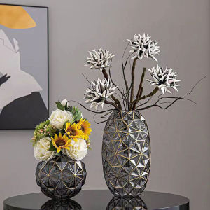 Creative Embossed Gold Glass Vase
