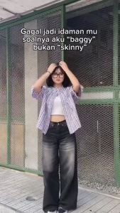 Celana Highwaist Loose Jeans Retro Wanita | Baggy Jeans Loose Highwaist