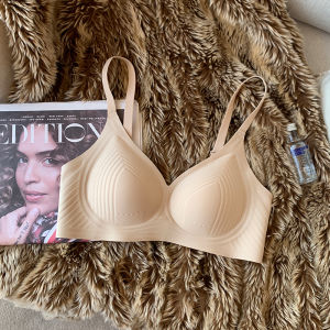 Wireless Thin Bandeau Bra Soft Support Breathable Naked Sensation for Young Women Gathered Style V-Neck Nylon Fabric All Seasons